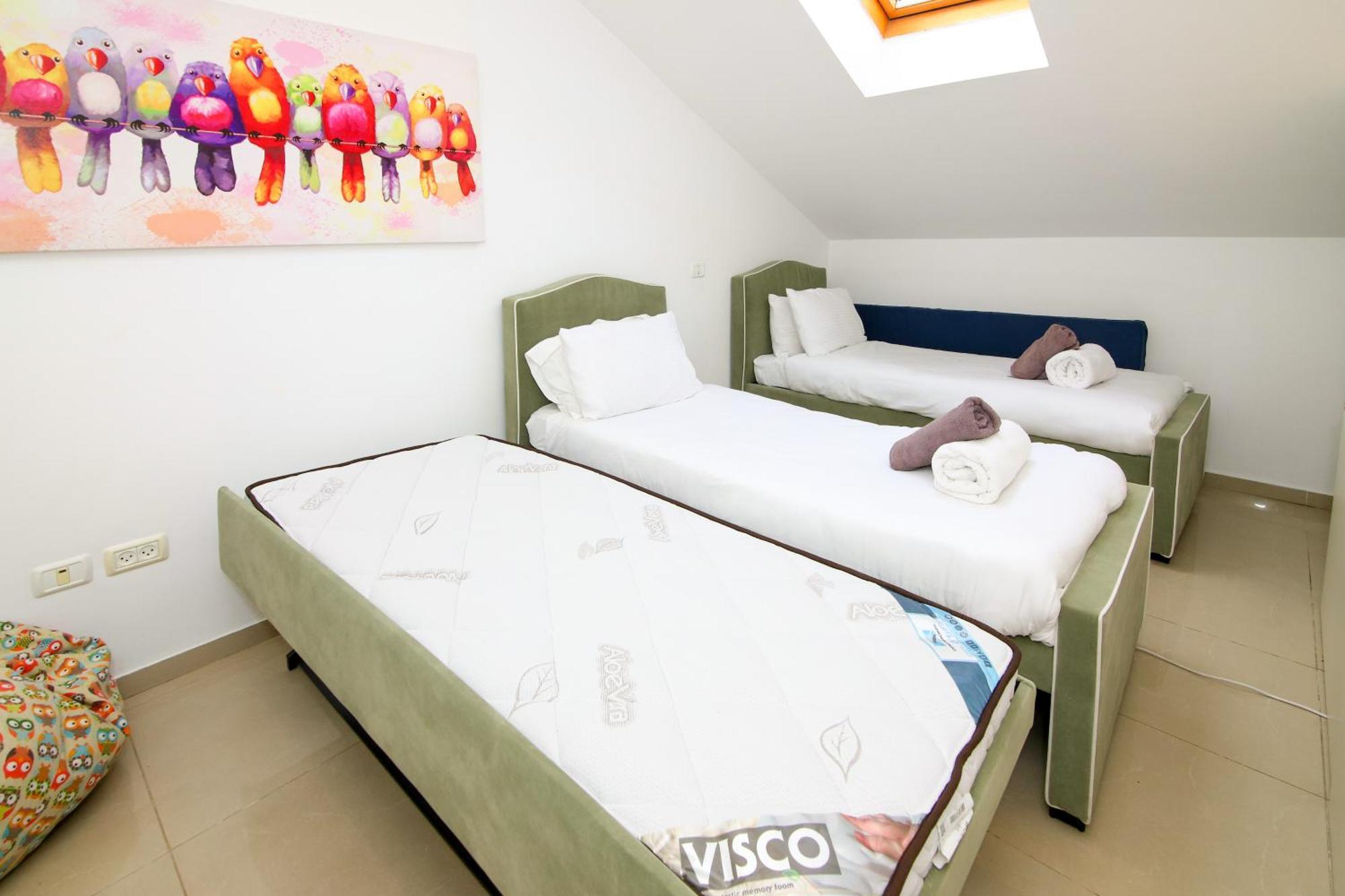 Saidoff, Amazing 4 Bedroom 3 Bath In City Center, Pool, Parking!!! Gerusalemme Esterno foto