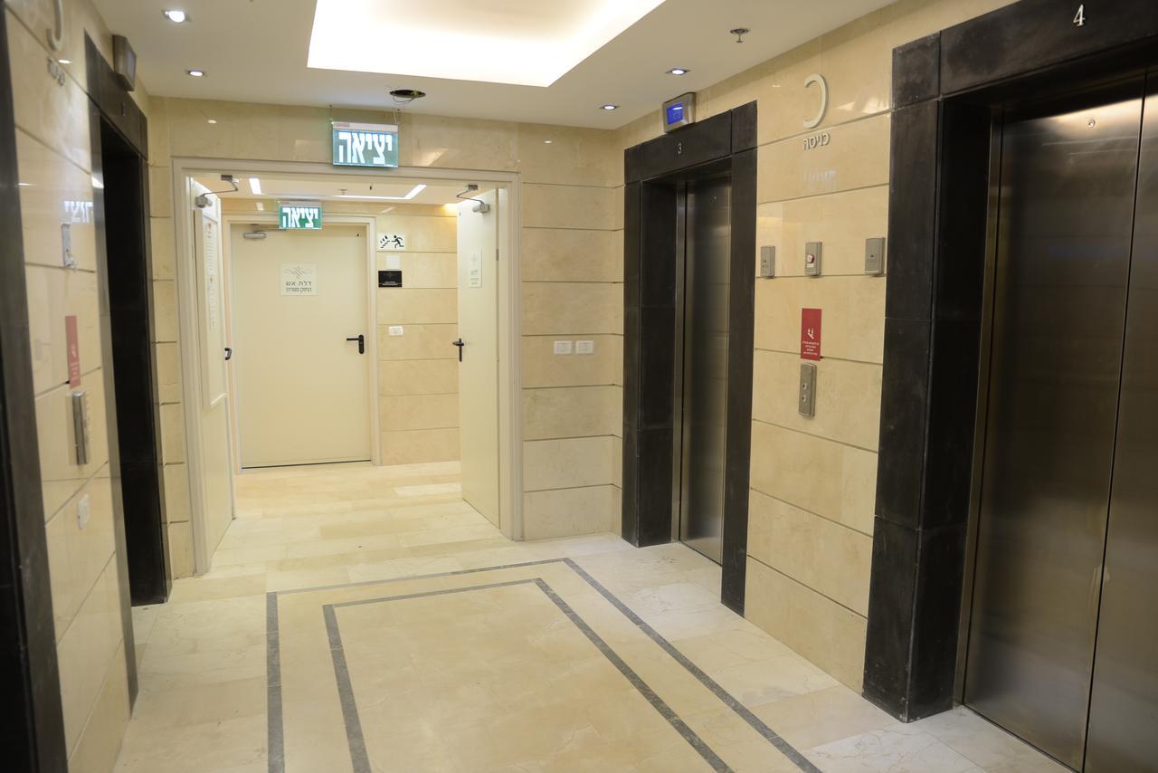 Saidoff, Amazing 4 Bedroom 3 Bath In City Center, Pool, Parking!!! Gerusalemme Esterno foto