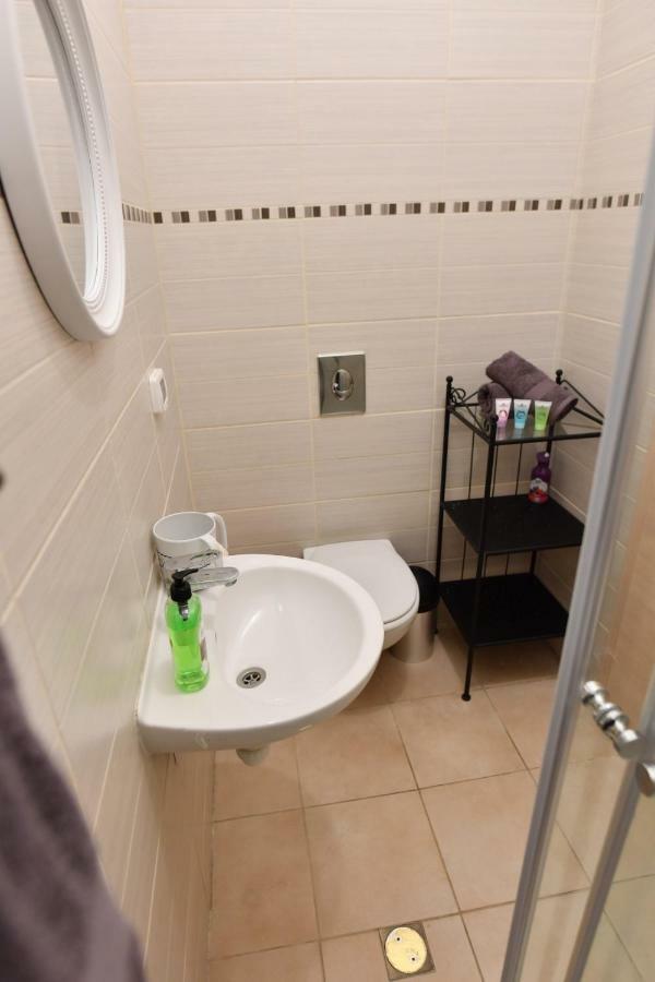 Saidoff, Amazing 4 Bedroom 3 Bath In City Center, Pool, Parking!!! Gerusalemme Esterno foto